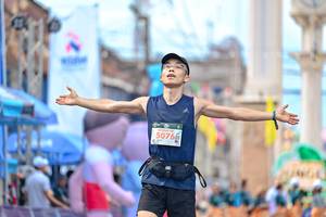 BIB: 5076
                            <button type="button" onclick="openModal(24883548)" class="btn btn-primary btn-sm float-right btn-popup" data-toggle="modal" data-target=".modal-high-quality">
                        <i class="fas fa-shopping-cart"></i> Add to Cart
                    </button>
                                            <button type="button" onclick="isThisMe(24883548, true)" class="btn btn-success btn-sm float-right btn-popup btn-isme hidden" data-toggle="tooltip" data-placement="bottom" title="นี่คือรูปของคุณใช่ไหม คลิกที่นี่เพื่อเอาเข้าอัลบั้ม">
                        <i class="fas fa-plus"></i> Add to album
                    </button>
                    <button type="button" onclick="isThisMe(24883548, false)" class="btn btn-warning btn-sm float-right btn-popup btn-isnotme hidden">
                        <i class="fas fa-ban"></i> Remove from album
                    </button>